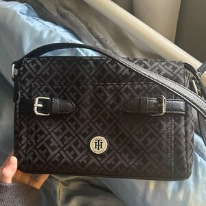 Tommy Hilfiger purse